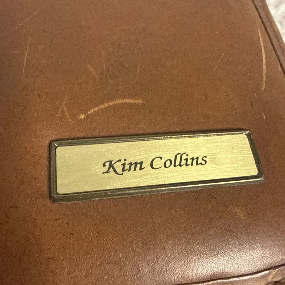 VTG Daytimer Planner Binder Organizer Camel Leather Zip Cover Kim Collins